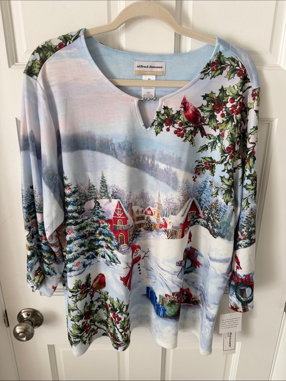 NWT Alfred Dunner Classics Winter
Village Scene Christmas Novelty Top 2X